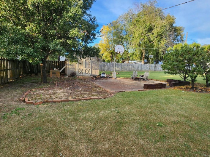 501 MAIN Avenue, Bernie, Missouri 63822, 3 Bedrooms Bedrooms, 9 Rooms Rooms,1 BathroomBathrooms,Residential,For Sale,MAIN,MAR24066163