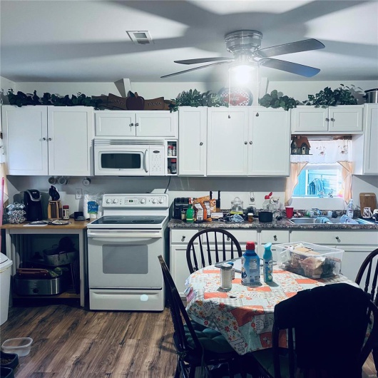 6220 Brown Eyed Susan, French Village, Missouri 63036, 2 Bedrooms Bedrooms, 3 Rooms Rooms,1 BathroomBathrooms,Residential,For Sale,Brown Eyed Susan,MAR24066226