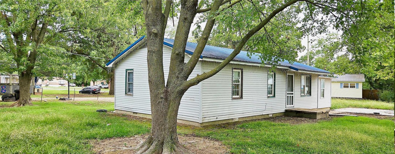 27916 Babler Road, Bell City, Missouri 63735, 3 Bedrooms Bedrooms, 8 Rooms Rooms,1 BathroomBathrooms,Residential,For Sale,Babler,MAR24066582