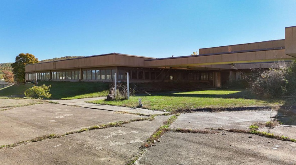 500 Saint Mary Street, Pilot Knob, Missouri 63663, ,Commercial Sale,For Sale,Saint Mary,MAR24066469