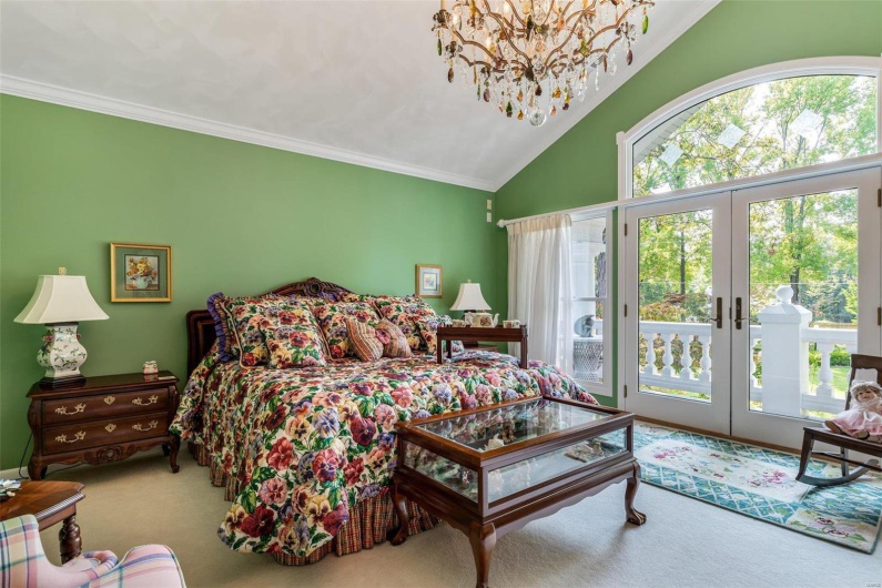 556 Oak Terrace Drive, Farmington, Missouri 63640, 4 Bedrooms Bedrooms, 17 Rooms Rooms,3 BathroomsBathrooms,Residential,For Sale,Oak Terrace,MAR24066145