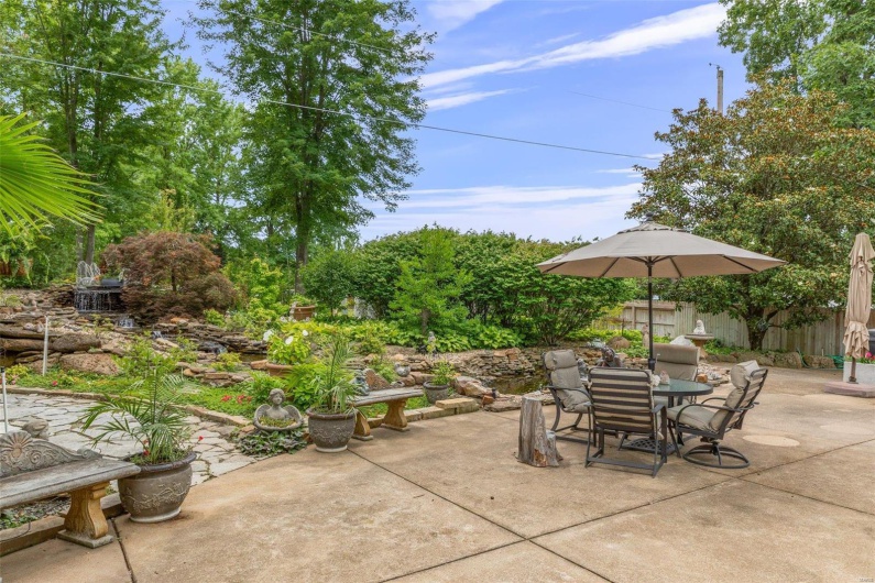 556 Oak Terrace Drive, Farmington, Missouri 63640, 4 Bedrooms Bedrooms, 17 Rooms Rooms,3 BathroomsBathrooms,Residential,For Sale,Oak Terrace,MAR24066145
