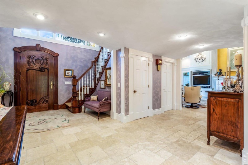 556 Oak Terrace Drive, Farmington, Missouri 63640, 4 Bedrooms Bedrooms, 17 Rooms Rooms,3 BathroomsBathrooms,Residential,For Sale,Oak Terrace,MAR24066145