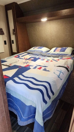 2017 Hideaway bedroom