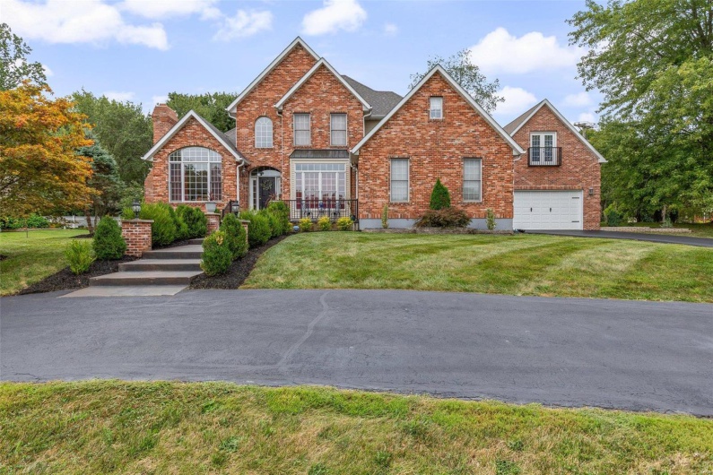 420 Wellington Place, Farmington, Missouri 63640, 5 Bedrooms Bedrooms, 11 Rooms Rooms,3 BathroomsBathrooms,Residential,For Sale,Wellington Place,MAR24067652