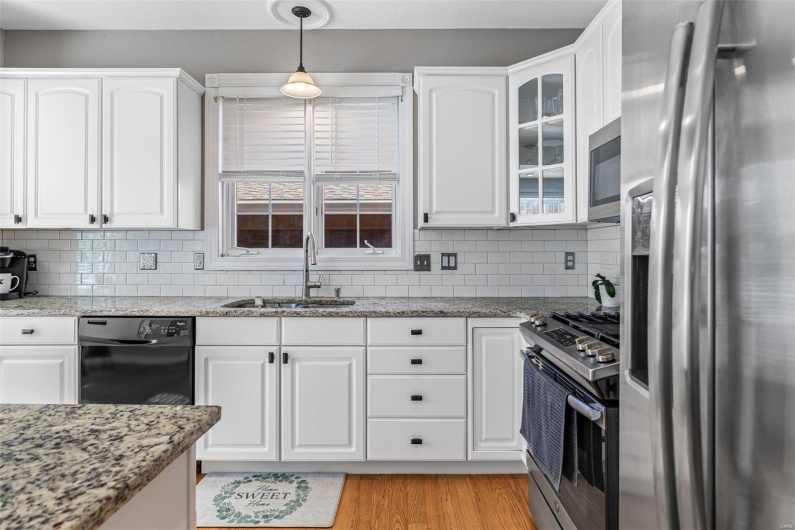 420 Wellington Place, Farmington, Missouri 63640, 5 Bedrooms Bedrooms, 11 Rooms Rooms,3 BathroomsBathrooms,Residential,For Sale,Wellington Place,MAR24067652