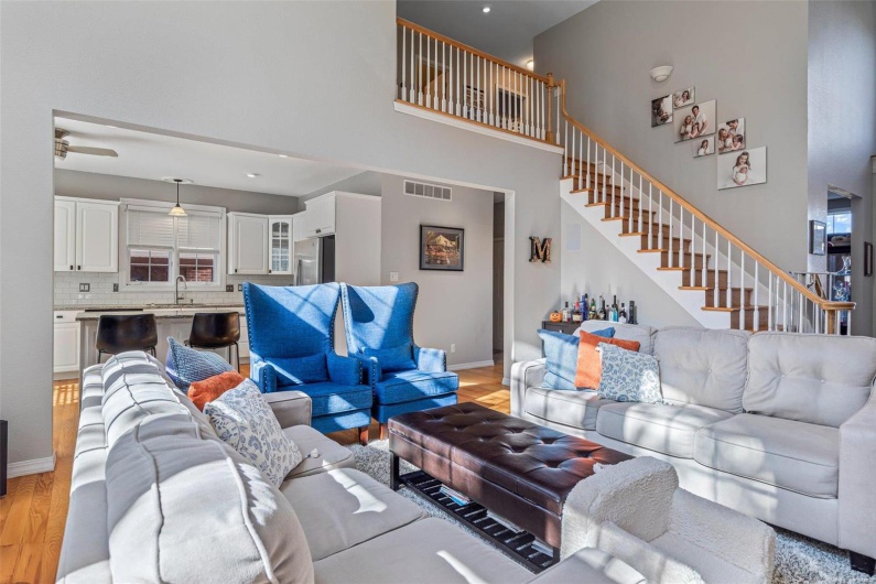 420 Wellington Place, Farmington, Missouri 63640, 5 Bedrooms Bedrooms, 11 Rooms Rooms,3 BathroomsBathrooms,Residential,For Sale,Wellington Place,MAR24067652