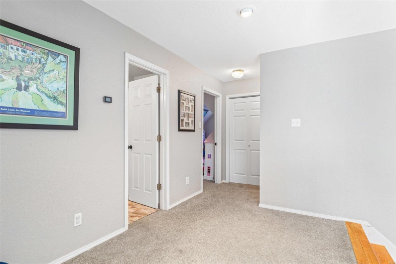 420 Wellington Place, Farmington, Missouri 63640, 5 Bedrooms Bedrooms, 11 Rooms Rooms,3 BathroomsBathrooms,Residential,For Sale,Wellington Place,MAR24067652