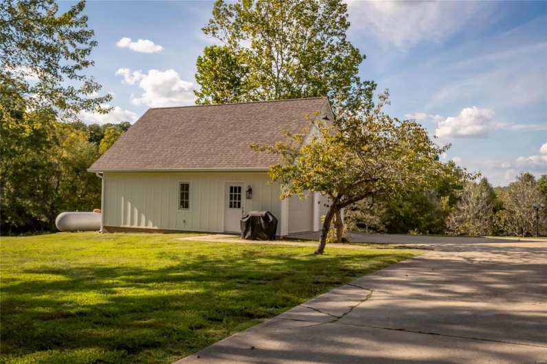 5345 State Route 127, Cobden, Illinois 62920, 11 Bedrooms Bedrooms, 6 Rooms Rooms,4 BathroomsBathrooms,Residential,For Sale,State Route 127,MAR24067749