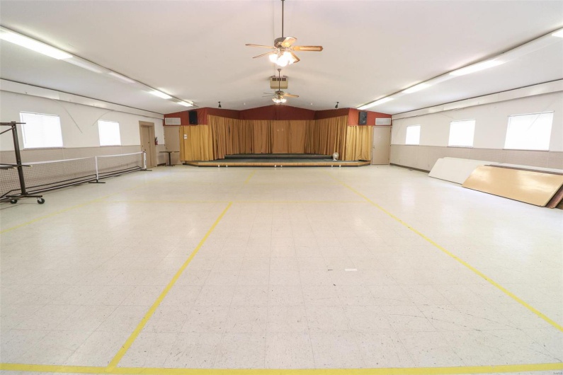 1424 Rue Riviera, Bonne Terre, Missouri 63628, ,Commercial Sale,For Sale,Rue Riviera,MAR24055974