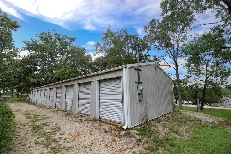 1424 Rue Riviera, Bonne Terre, Missouri 63628, ,Commercial Sale,For Sale,Rue Riviera,MAR24055974