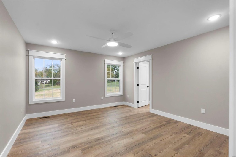 601 Charles Street, Cape Girardeau, Missouri 63701, 3 Bedrooms Bedrooms, 8 Rooms Rooms,2 BathroomsBathrooms,Residential,For Sale,Charles,MAR24068735
