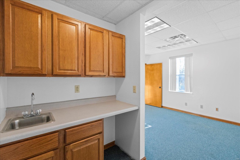 LL Kitchette Suite 102