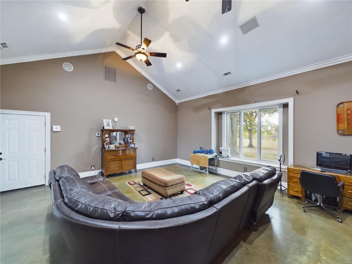 1980 County Road 243, Qulin, Missouri 63961, 4 Bedrooms Bedrooms, 11 Rooms Rooms,3 BathroomsBathrooms,Residential,For Sale,County Road 243,MAR24069537