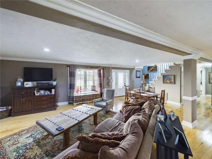 1980 County Road 243, Qulin, Missouri 63961, 4 Bedrooms Bedrooms, 11 Rooms Rooms,3 BathroomsBathrooms,Residential,For Sale,County Road 243,MAR24069537