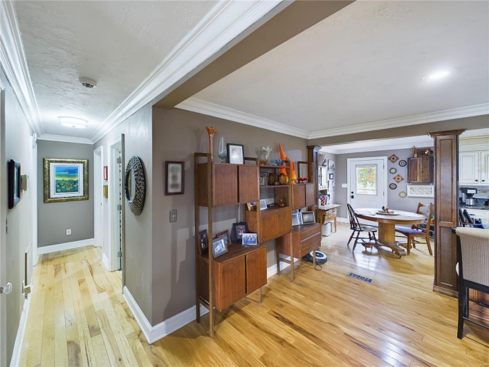 1980 County Road 243, Qulin, Missouri 63961, 4 Bedrooms Bedrooms, 11 Rooms Rooms,3 BathroomsBathrooms,Residential,For Sale,County Road 243,MAR24069537