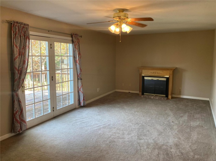 606 Goodson Drive, Jackson, Missouri 63755, 3 Bedrooms Bedrooms, 8 Rooms Rooms,2 BathroomsBathrooms,Residential,For Sale,Goodson,MAR24069575