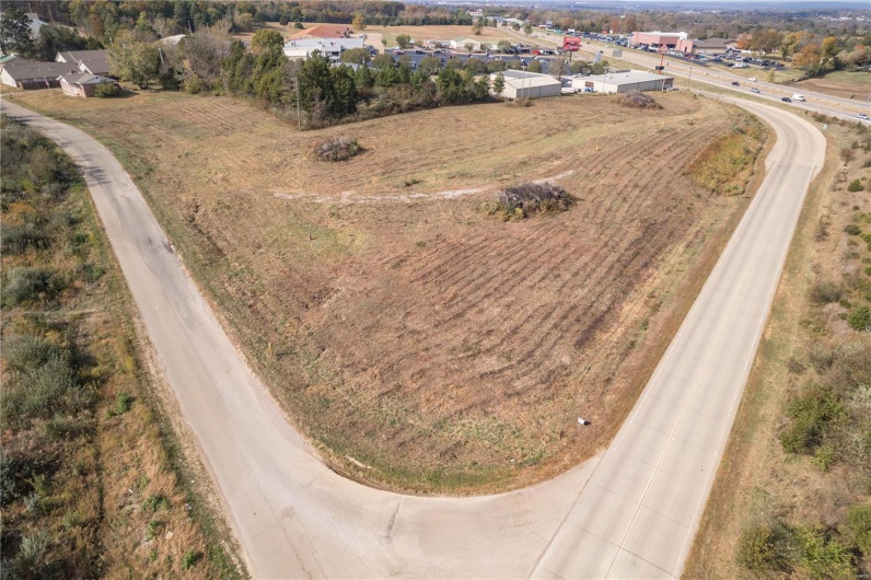 0 Woodlawn Drive, Farmington, Missouri 63640, ,Commercial Sale,For Sale,Woodlawn,MAR24069806