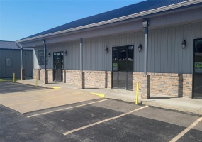 5815 US Highway 61, Jackson, Missouri 63755, ,Commercial Lease,For Sale,US Highway 61,MAR24026456