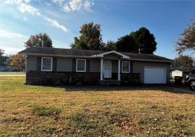 2013 OKLAHOMA ST, Sikeston, Missouri 63801, 3 Bedrooms Bedrooms, 8 Rooms Rooms,1 BathroomBathrooms,Residential,For Sale,OKLAHOMA ST,MAR24071025