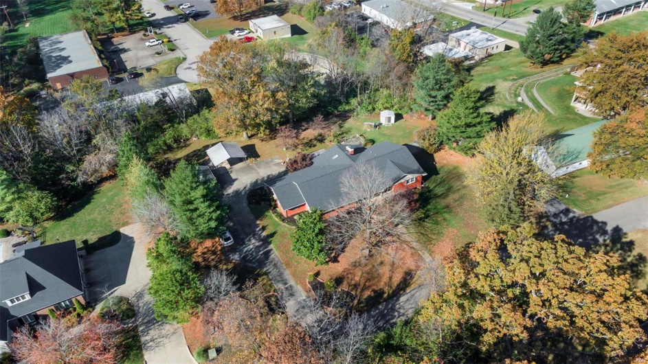 11 Schonhoff, Cape Girardeau, Missouri 63703, 5 Bedrooms Bedrooms, 10 Rooms Rooms,4 BathroomsBathrooms,Residential,For Sale,Schonhoff,MAR24071020
