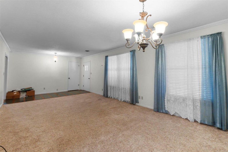 11 Schonhoff, Cape Girardeau, Missouri 63703, 5 Bedrooms Bedrooms, 10 Rooms Rooms,4 BathroomsBathrooms,Residential,For Sale,Schonhoff,MAR24071020