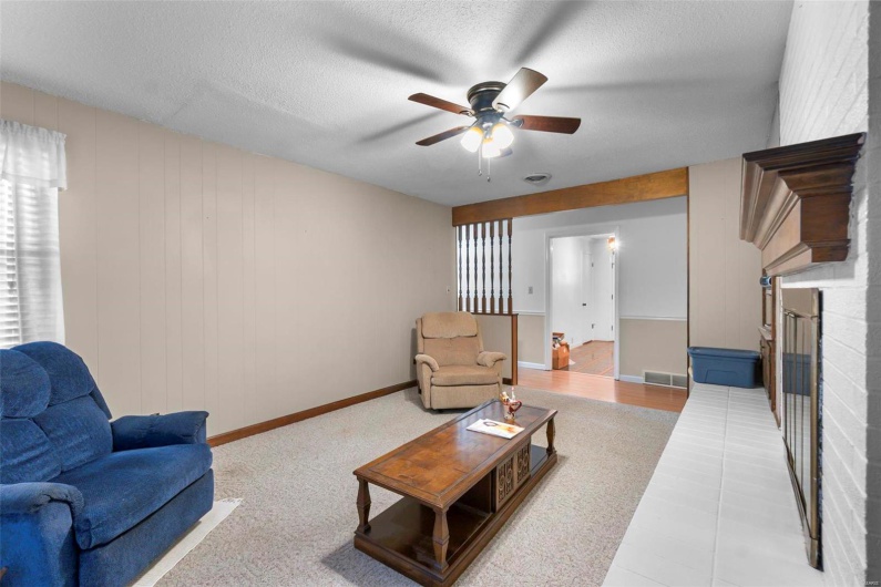 11 Schonhoff, Cape Girardeau, Missouri 63703, 5 Bedrooms Bedrooms, 10 Rooms Rooms,4 BathroomsBathrooms,Residential,For Sale,Schonhoff,MAR24071020