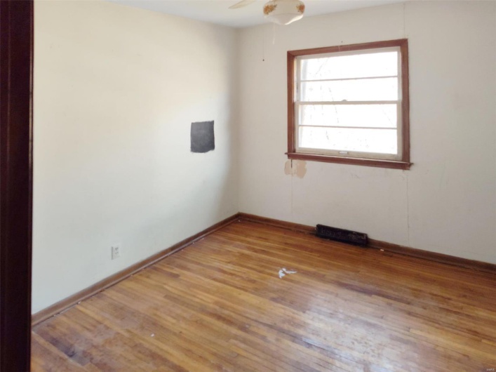 2129 Red Bud Drive, Bonne Terre, Missouri 63628, 4 Bedrooms Bedrooms, 6 Rooms Rooms,2 BathroomsBathrooms,Residential,For Sale,Red Bud,MAR24070781