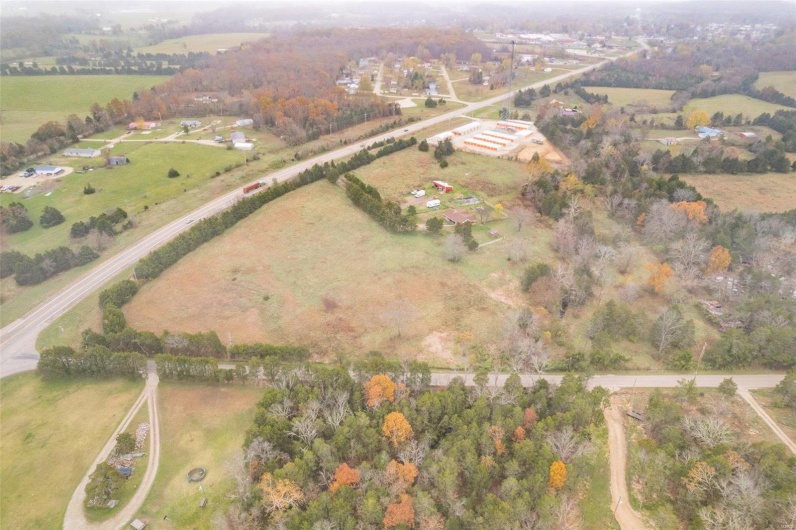 551 State Highway 32, Bismarck, Missouri 63624, 3 Bedrooms Bedrooms, 8 Rooms Rooms,2 BathroomsBathrooms,Farm,For Sale,State Highway 32,MAR24071164