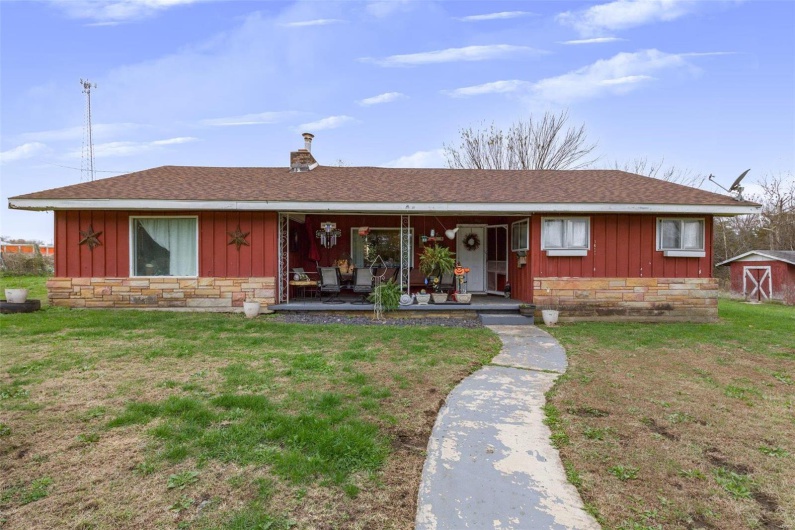 551 State Highway 32, Bismarck, Missouri 63624, 3 Bedrooms Bedrooms, 8 Rooms Rooms,2 BathroomsBathrooms,Farm,For Sale,State Highway 32,MAR24071164