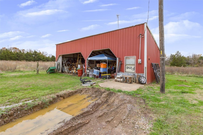 551 State Highway 32, Bismarck, Missouri 63624, 3 Bedrooms Bedrooms, 8 Rooms Rooms,2 BathroomsBathrooms,Farm,For Sale,State Highway 32,MAR24071164