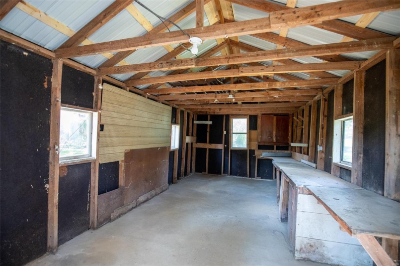 2636 14th, Poplar Bluff, Missouri 63901, 3 Bedrooms Bedrooms, 8 Rooms Rooms,2 BathroomsBathrooms,Residential,For Sale,14th,MAR24052410