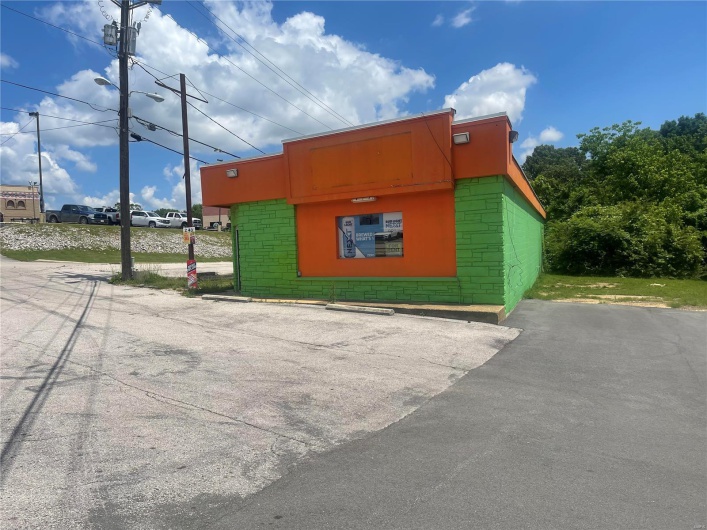 1006 Westwood Boulevard, Poplar Bluff, Missouri 63901, ,Commercial Lease,For Sale,Westwood,MAR24031794