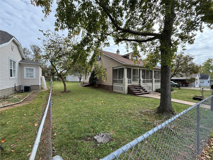 Side yard
