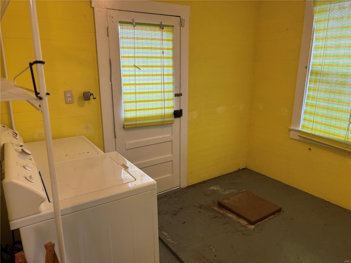 laundry room appliances included 