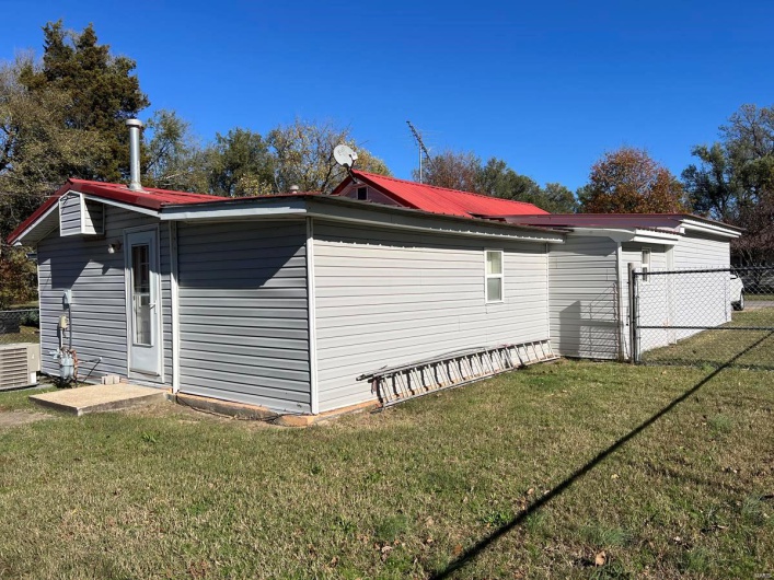 506 Fleming, Bernie, Missouri 63822, 3 Bedrooms Bedrooms, 6 Rooms Rooms,1 BathroomBathrooms,Residential,For Sale,Fleming,MAR24072687