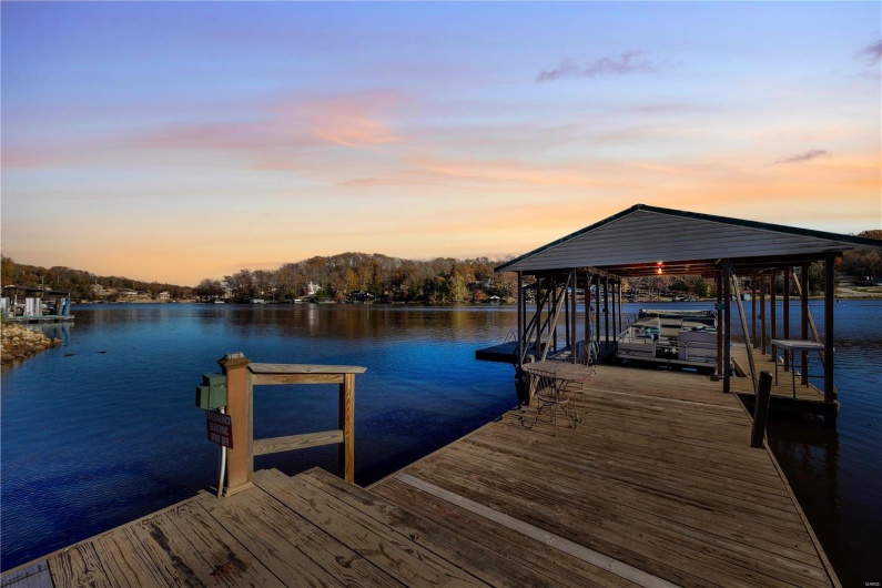 9136 Beach Drive, French Village, Missouri 63036, 4 Bedrooms Bedrooms, 8 Rooms Rooms,3 BathroomsBathrooms,Residential,For Sale,Beach,MAR24071110