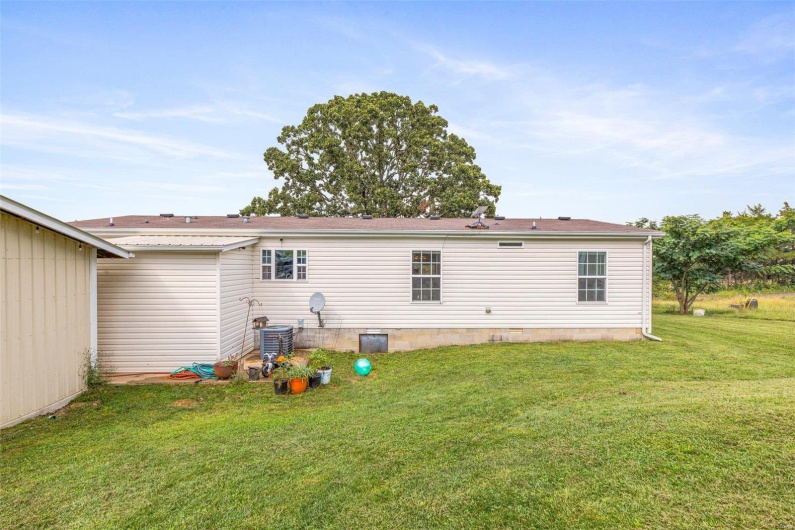 4002 County Road 20, Belleview, Missouri 63623, 3 Bedrooms Bedrooms, 8 Rooms Rooms,2 BathroomsBathrooms,Residential,For Sale,County Road 20,MAR24057763