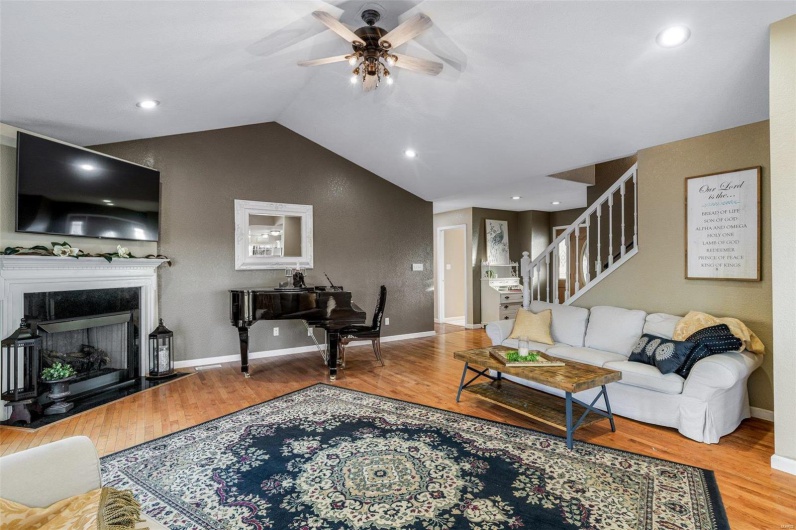 1121 Madison 92103, Fredericktown, Missouri 63645, 4 Bedrooms Bedrooms, 11 Rooms Rooms,3 BathroomsBathrooms,Residential,For Sale,Madison 92103,MAR24072864