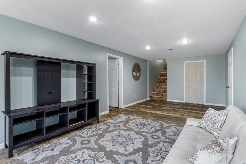 1121 Madison 92103, Fredericktown, Missouri 63645, 4 Bedrooms Bedrooms, 11 Rooms Rooms,3 BathroomsBathrooms,Residential,For Sale,Madison 92103,MAR24072864