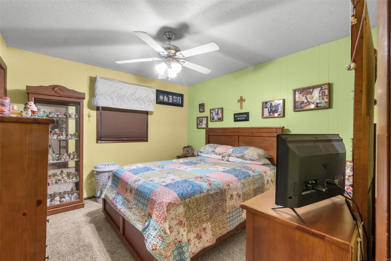 2230 Kent Drive, Cape Girardeau, Missouri 63701, 3 Bedrooms Bedrooms, 8 Rooms Rooms,3 BathroomsBathrooms,Residential,For Sale,Kent,MAR24070301