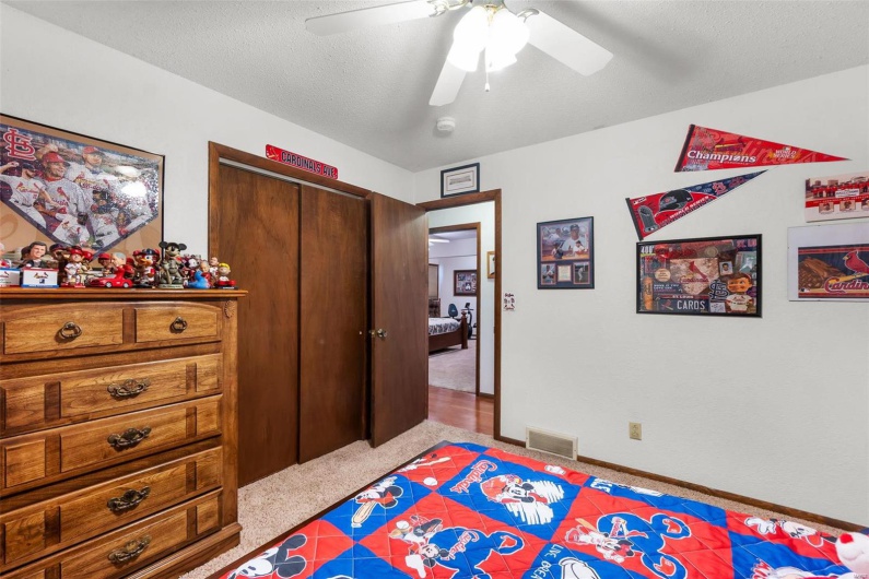 2230 Kent Drive, Cape Girardeau, Missouri 63701, 3 Bedrooms Bedrooms, 8 Rooms Rooms,3 BathroomsBathrooms,Residential,For Sale,Kent,MAR24070301