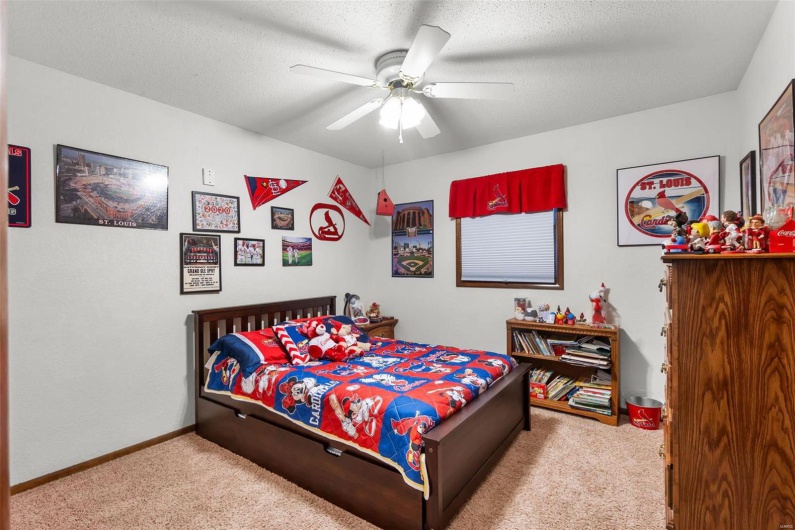 2230 Kent Drive, Cape Girardeau, Missouri 63701, 3 Bedrooms Bedrooms, 8 Rooms Rooms,3 BathroomsBathrooms,Residential,For Sale,Kent,MAR24070301