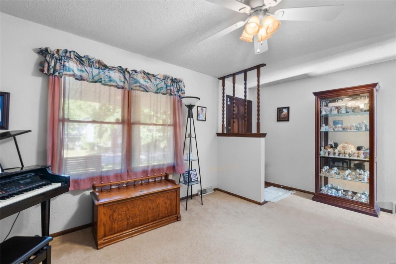 2230 Kent Drive, Cape Girardeau, Missouri 63701, 3 Bedrooms Bedrooms, 8 Rooms Rooms,3 BathroomsBathrooms,Residential,For Sale,Kent,MAR24070301