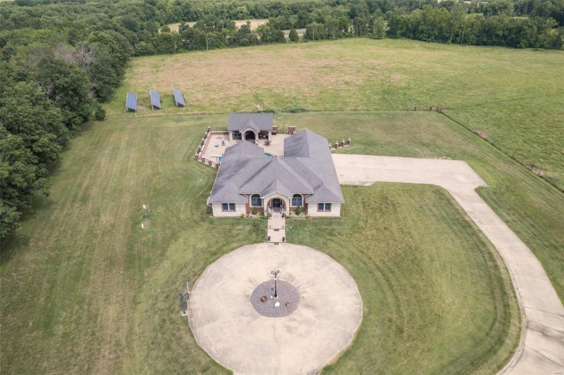 Bird's eye view featuring a rural view