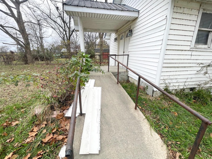 View of property exterior