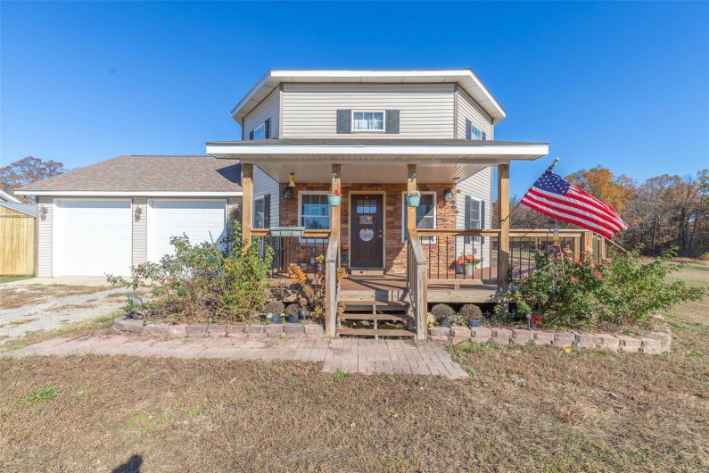 635 County Road 470, Poplar Bluff, Missouri 63901, 3 Bedrooms Bedrooms, ,3 BathroomsBathrooms,Residential,For Sale,County Road 470,MAR24072752