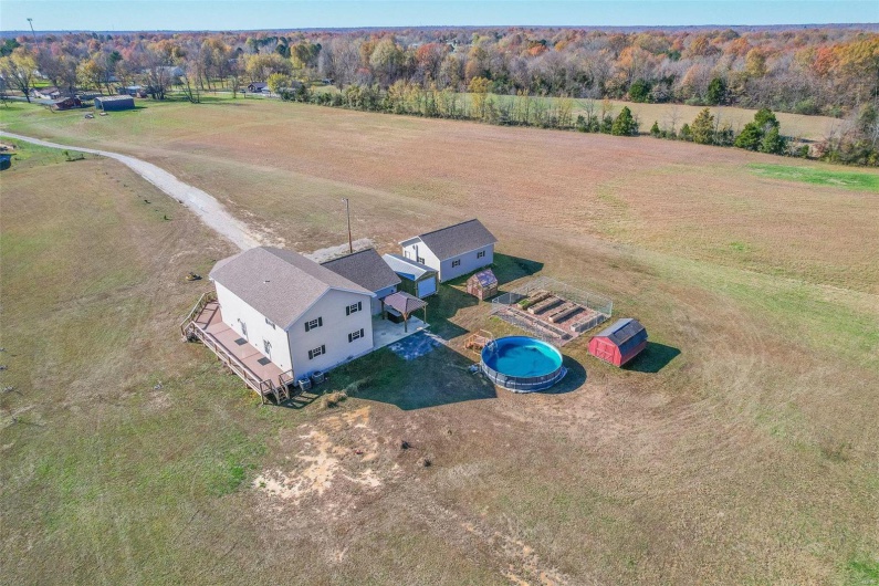 635 County Road 470, Poplar Bluff, Missouri 63901, 3 Bedrooms Bedrooms, ,3 BathroomsBathrooms,Residential,For Sale,County Road 470,MAR24072752