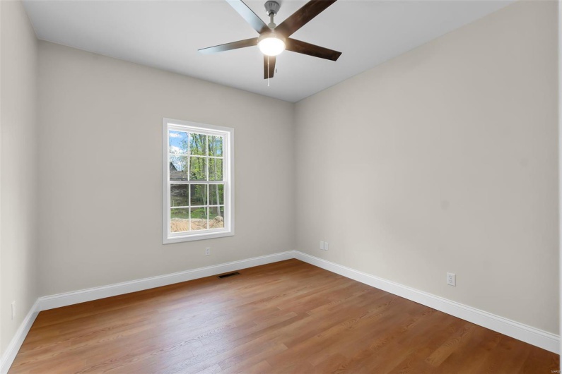 1905 Wheelwright Drive, Cape Girardeau, Missouri 63701, 3 Bedrooms Bedrooms, 6 Rooms Rooms,2 BathroomsBathrooms,Residential,For Sale,Wheelwright,MAR24072693