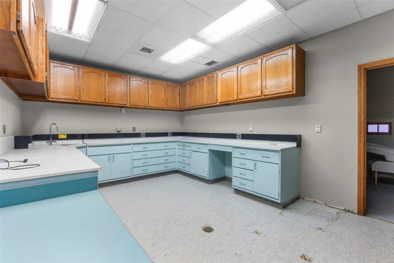36 Doctors Park, Cape Girardeau, Missouri 63703, ,Commercial Lease,For Sale,Doctors Park,MAR24073619